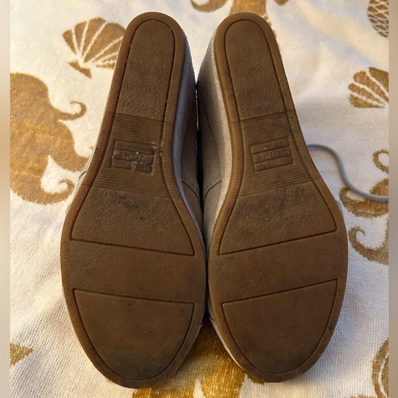 TOMS - Women’s Tan Suede Lace-up Booties - Size 6 - EUC - Picture 7 of 7